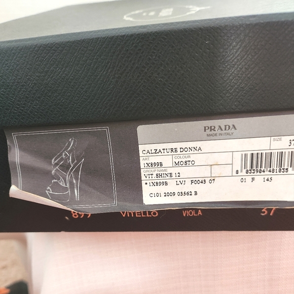 Authentic Prada shoes - Picture 7 of 11